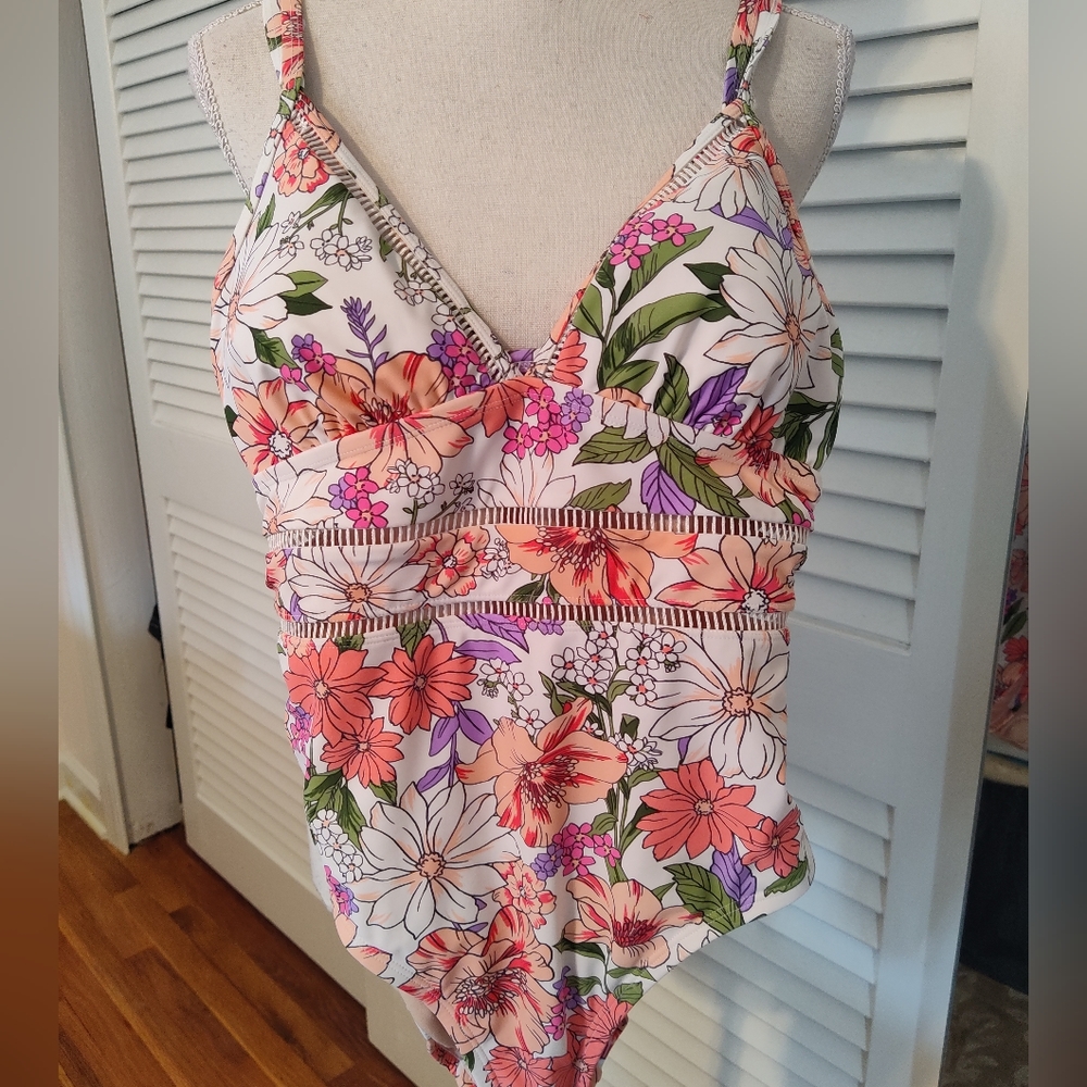 Floral one-piece bathing suit